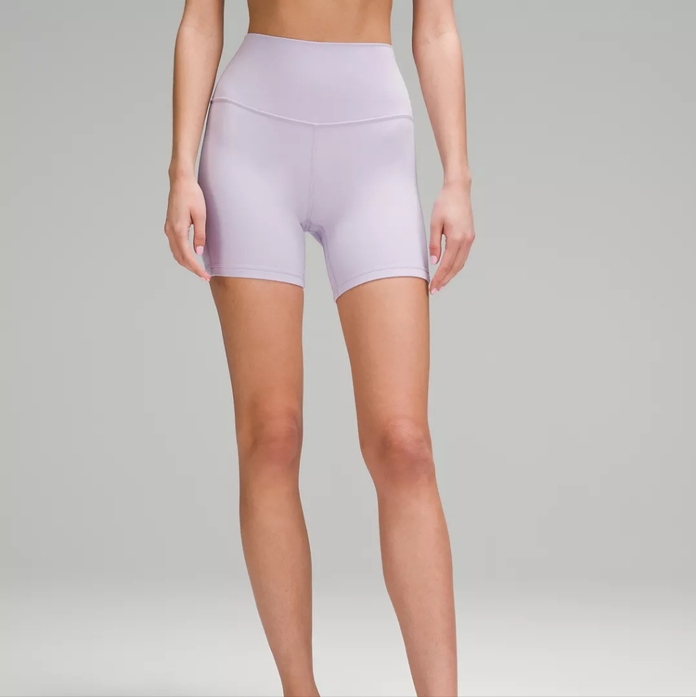 Lululemon Align HR Short 6" Lilac